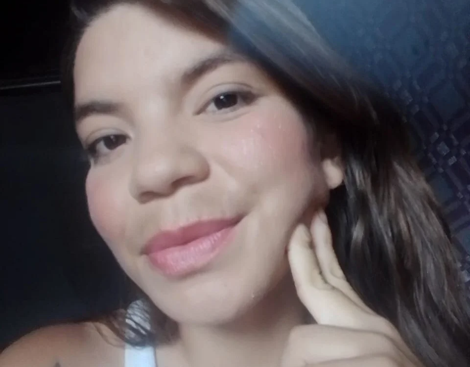 LuluSecret1 offline chatrum