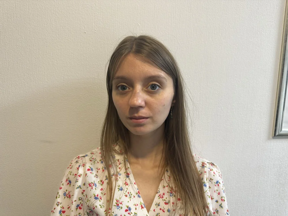 EsmaGosson offline chatrum
