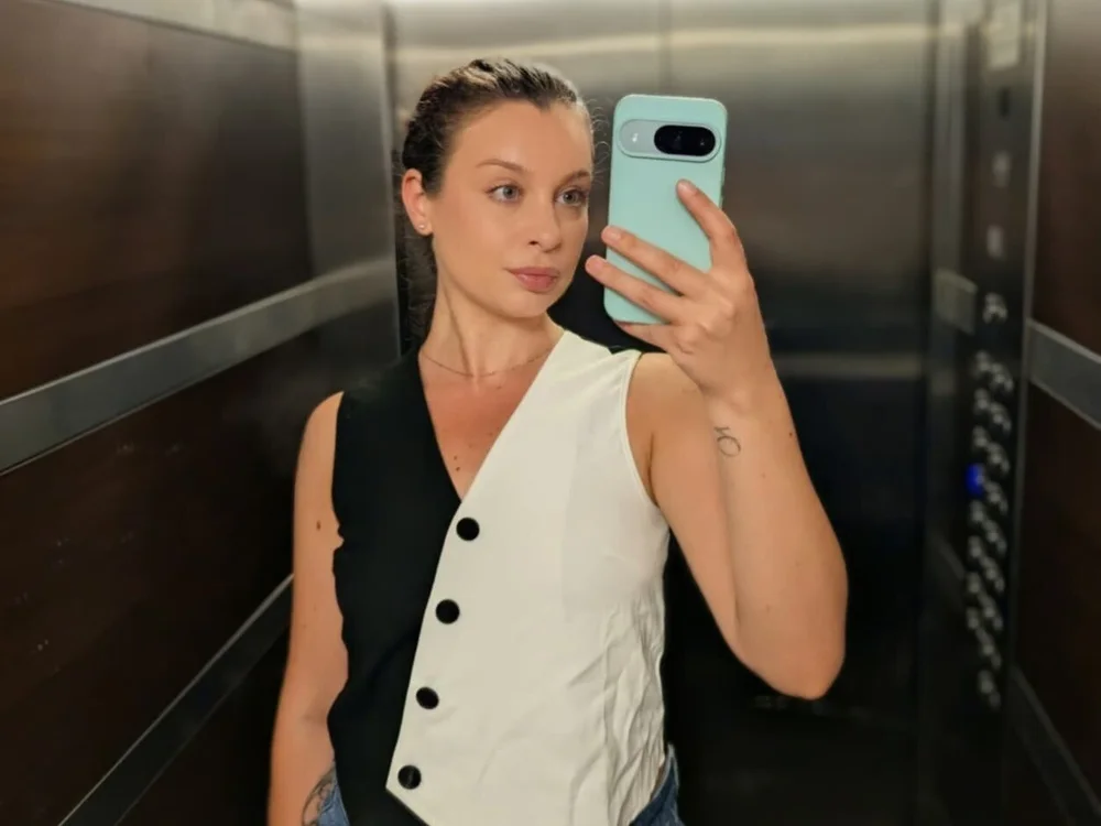 IreneBlue_ cam model