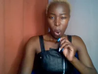 VintangeC Chat XXX in diretta