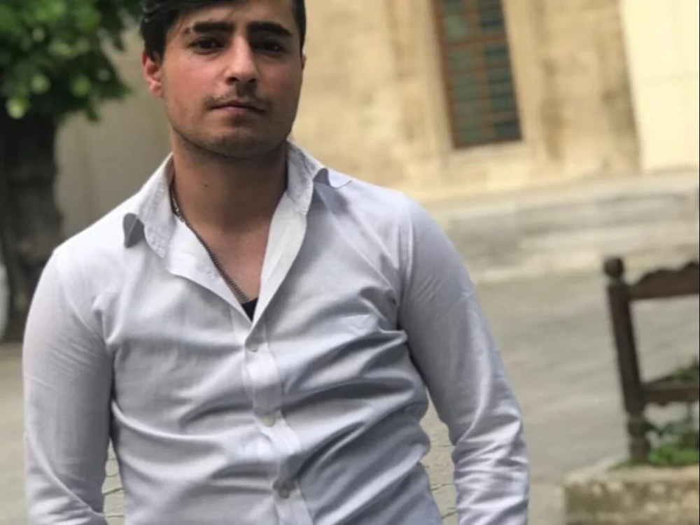 Mehmet_586 오프라인 XXX 채팅