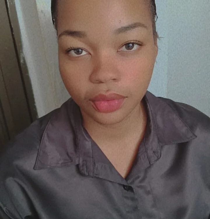 Offline XXX chat EbonyCurvaceous1