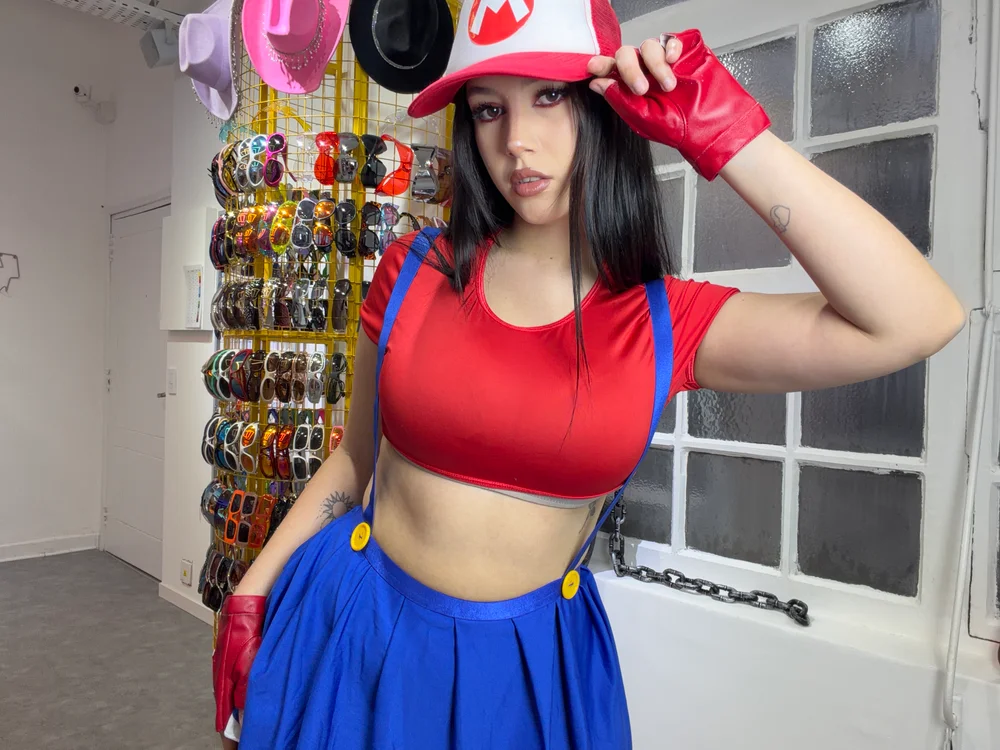 Chat XXX offline de FeralKitten420