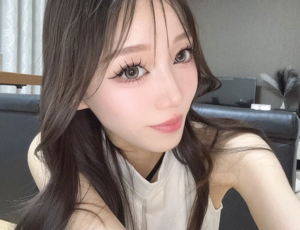 Miumiu_miumiu_'s Offline XXX Chat