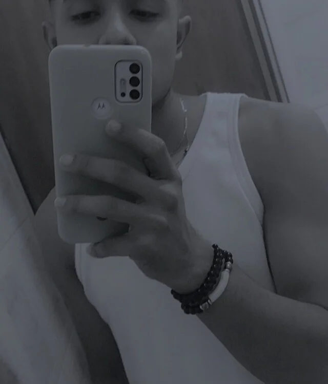 AaronScott's Offline XXX Chat