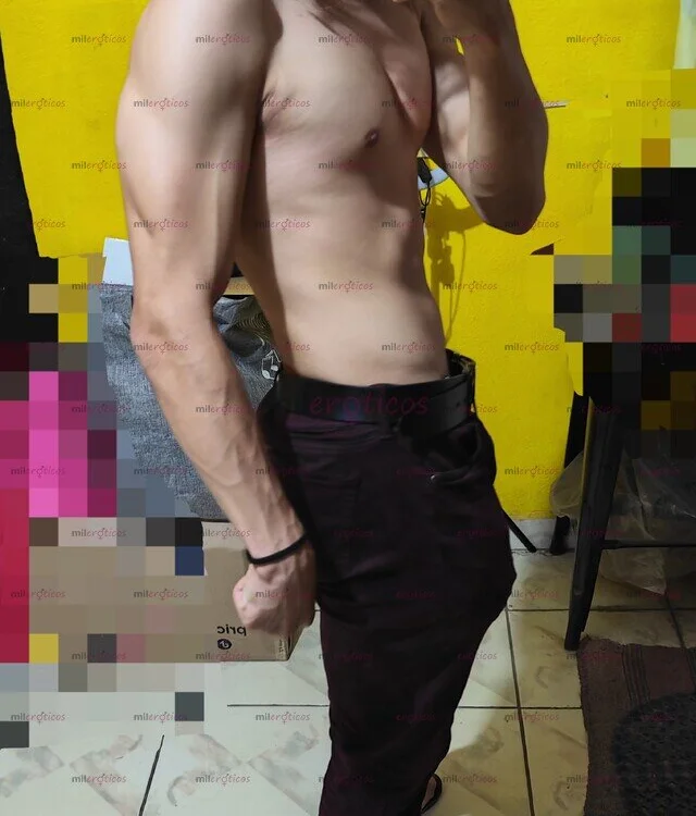 Leonelith9568 Chat XXX Ngoại tuyến