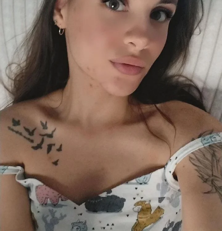 -GoodLexi-'s Offline XXX Chat