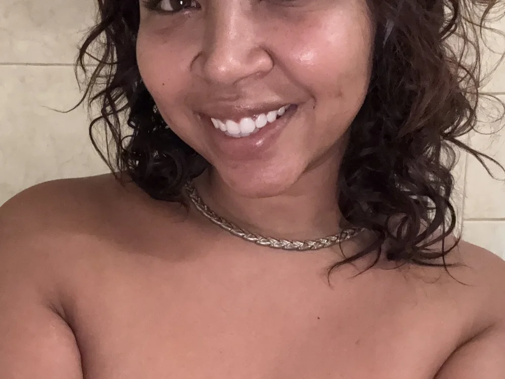 littlethroatgoat's Offline XXX Chat