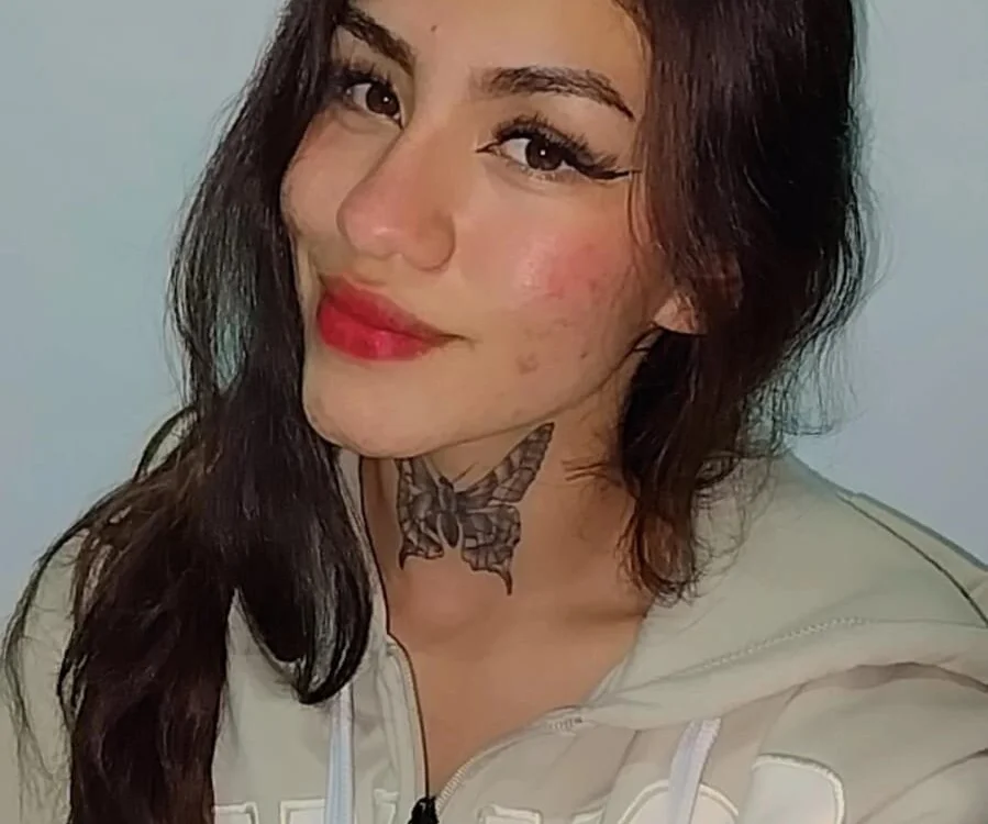 Sofi_69HORNY offline chatrum