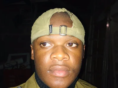 Mopholosi5 🏃 live nude stream
