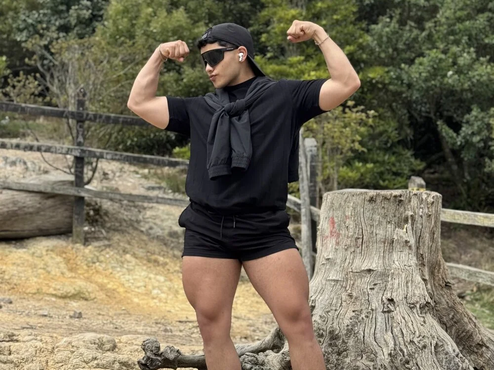 MatiasKorn Offline XXX-Chat