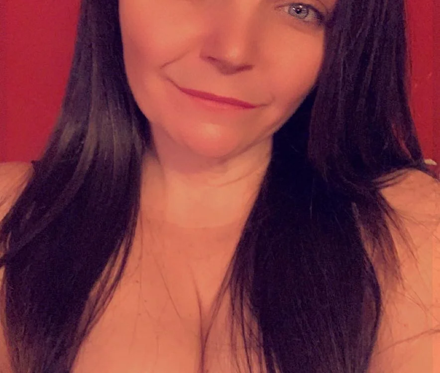 snowbilyk44's Offline XXX Chat