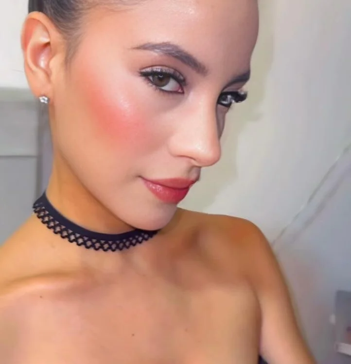 miley_saensn Offline XXX chat