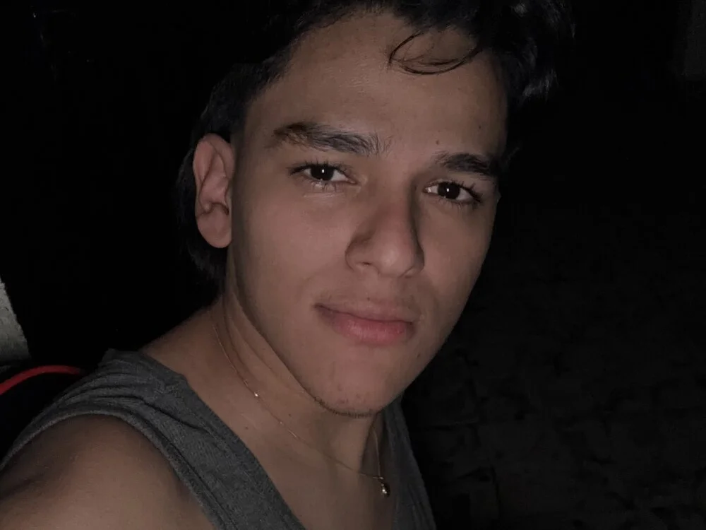 Офлайн-чат XXX Salomon_Mendoza