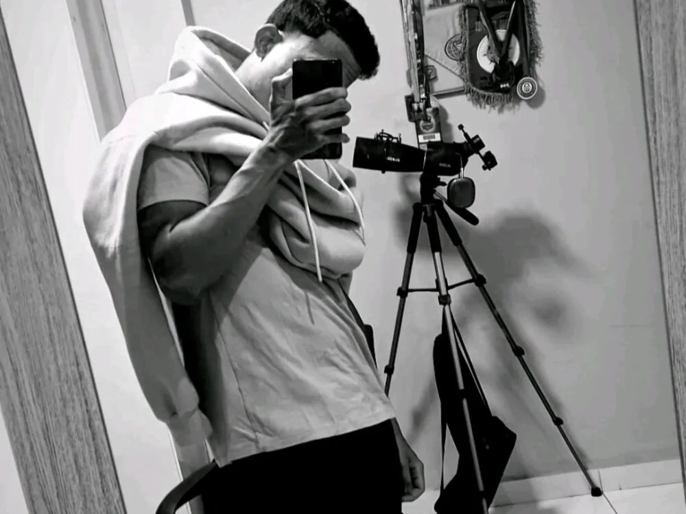 دردشة SousedAccident الجنسية دون اتصال