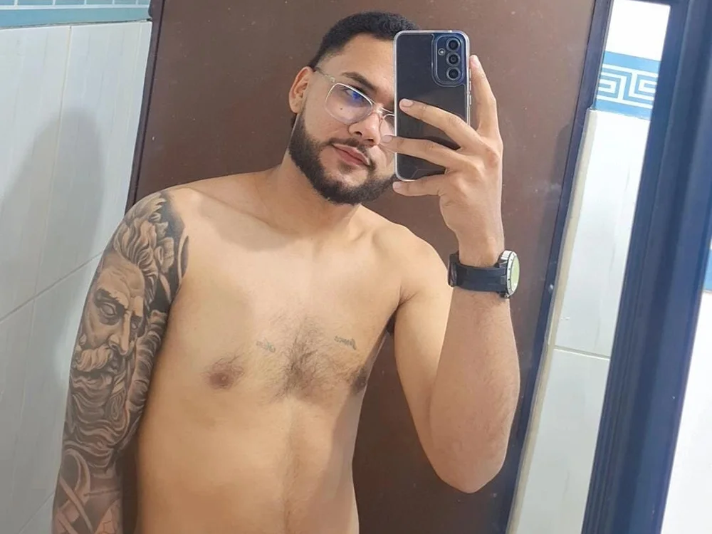 KyleJoss30 cam model