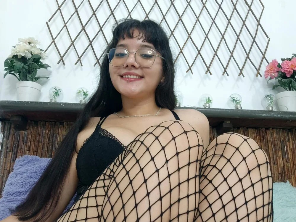 ห้องแชทออฟไลน์ของ kitty_tits19
