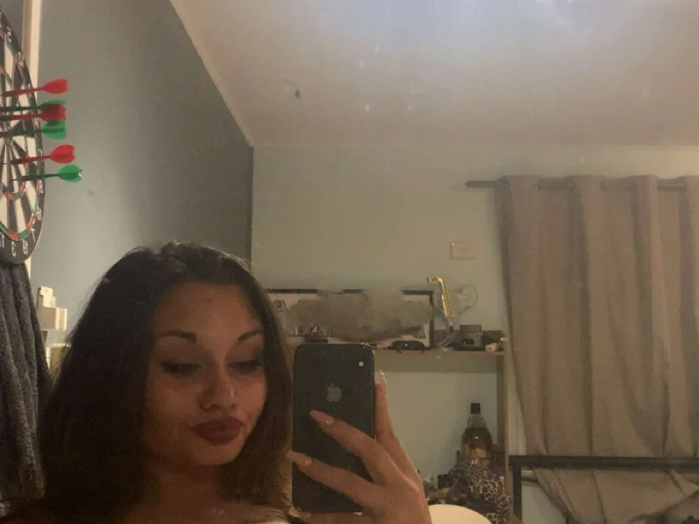 bigtittiegrace's Offline XXX Chat