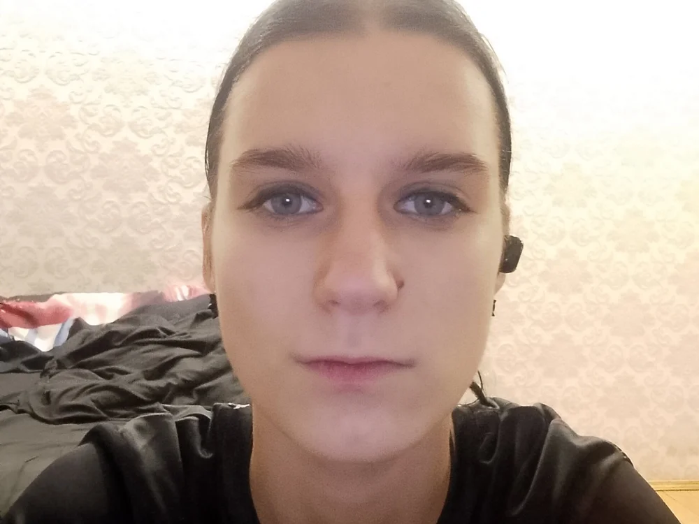 13KALICH37's Offline Chat Room