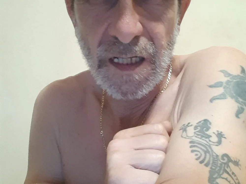 felice66's Offline XXX Chat