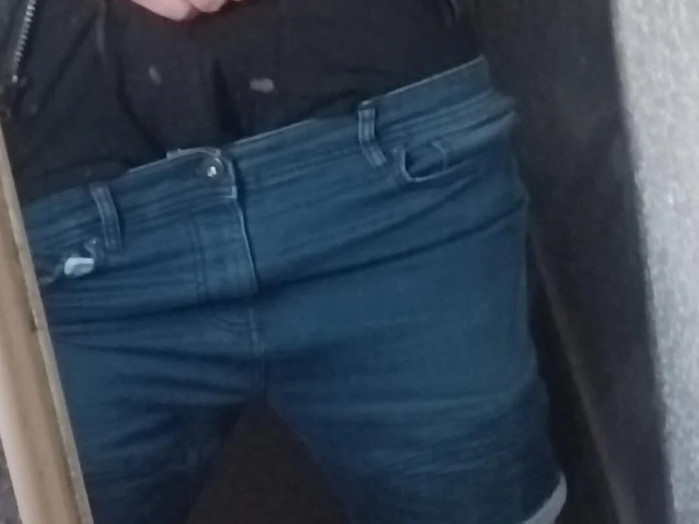 Dido395's Offline XXX Chat