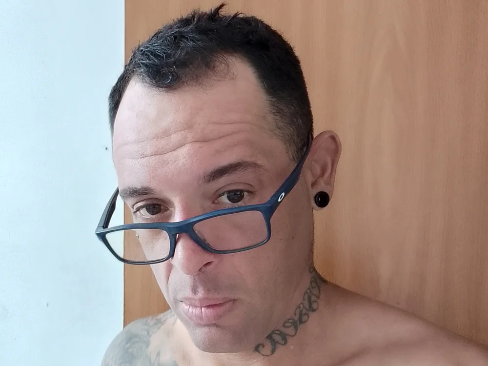 Tatu2301 Offline XXX Chat