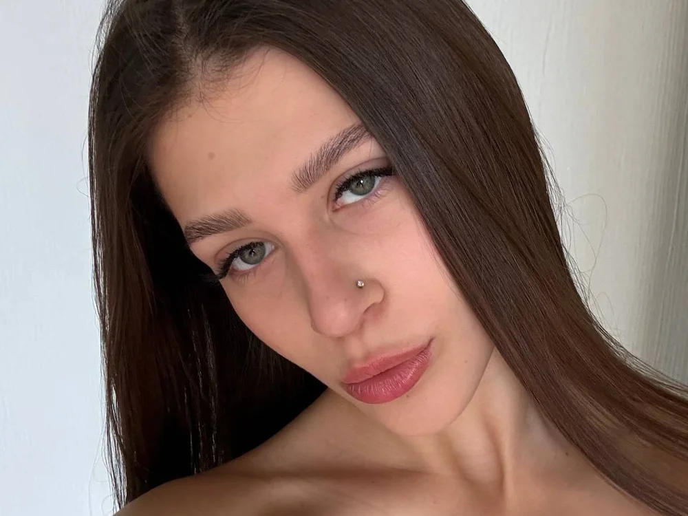 GoldyRosee's Offline Chat Room