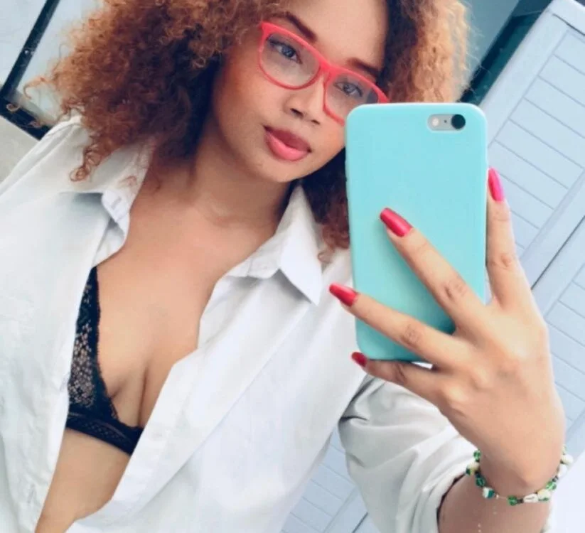 samara_bigboobs2 offline chatrum