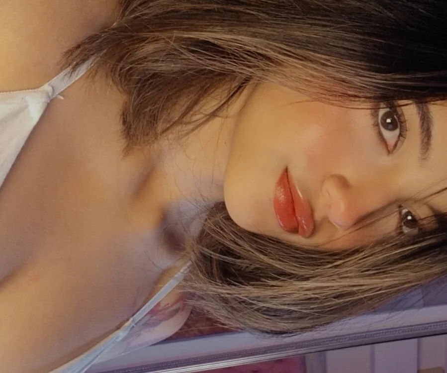Victoriaa2_Doll Offline XXX-chat