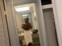 Axel_black10 webcam thumbnail