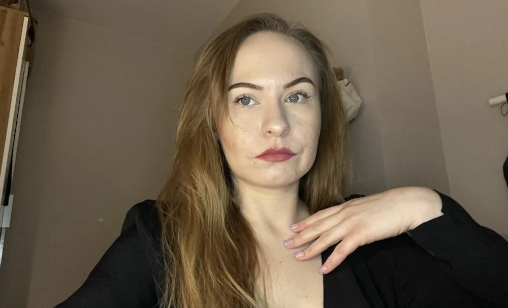 AndreaNatural's Offline Chat Room
