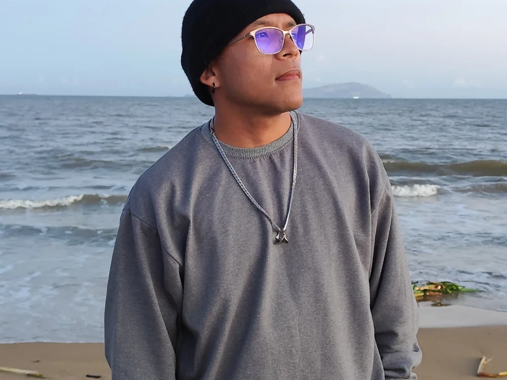 JustHunt's Offline Chat Room