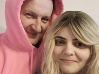 SEXlove100 webcam model