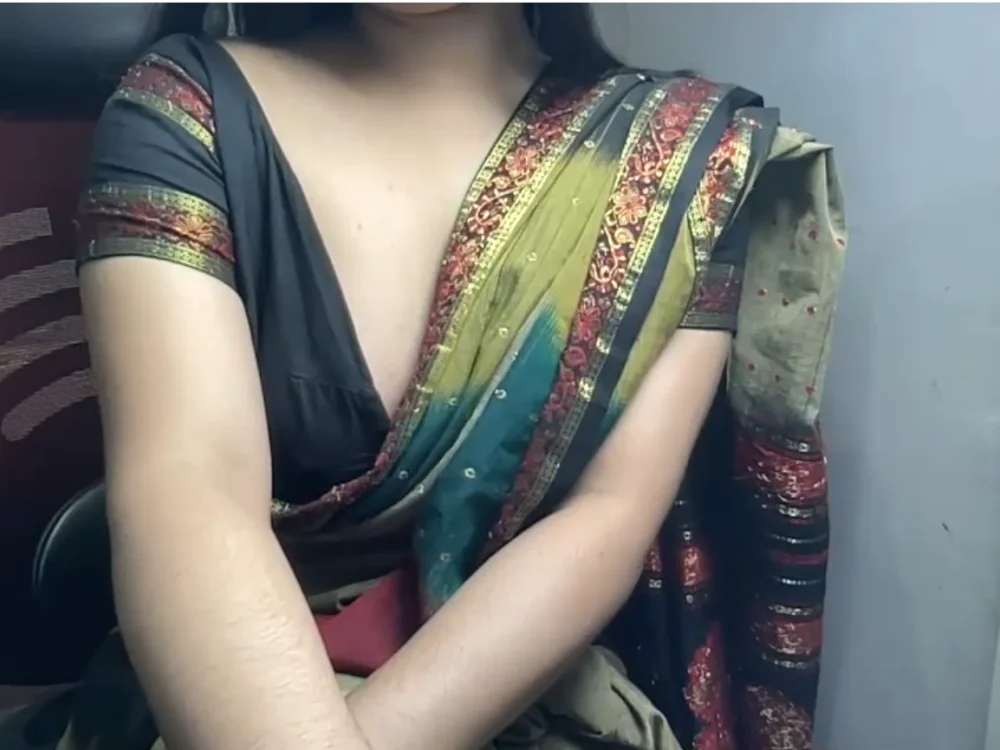 Cutee_ponam1 offline XXX-chat