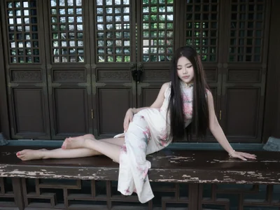 Jolie-22