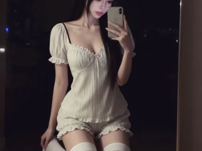 Tongtong- Female Nylon Free Cam Chat