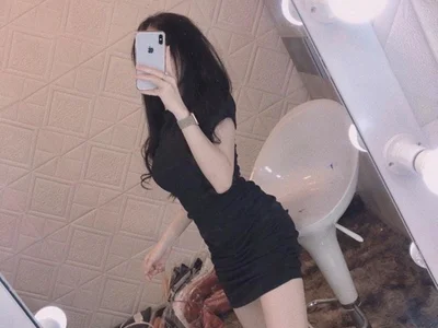 Sexy-lenna Female Flashing Cam Nude
