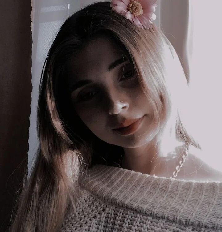 Offline chatovací místnost Alexa_Little