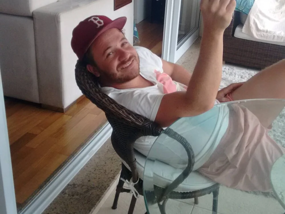 Офлайн-чат XXX caio_zina