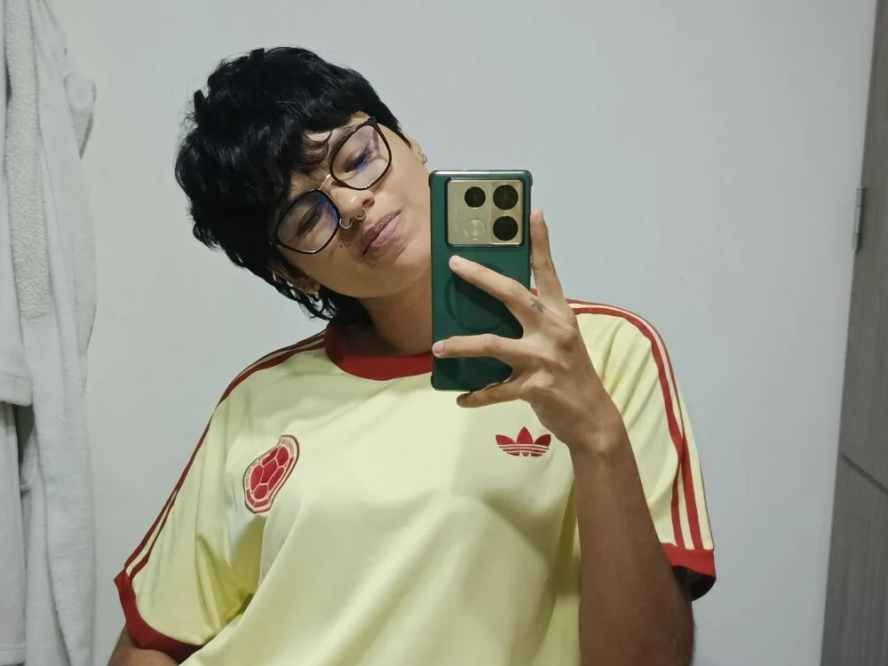 gooddess_isis: офлайн-секс-чат