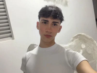 Angel_cmlo Male Doggystyle XXX Cam