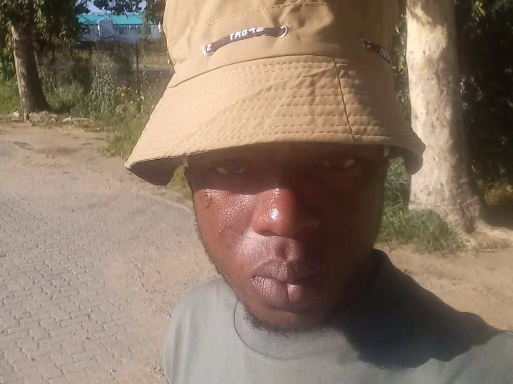 nee2526's Offline XXX Chat