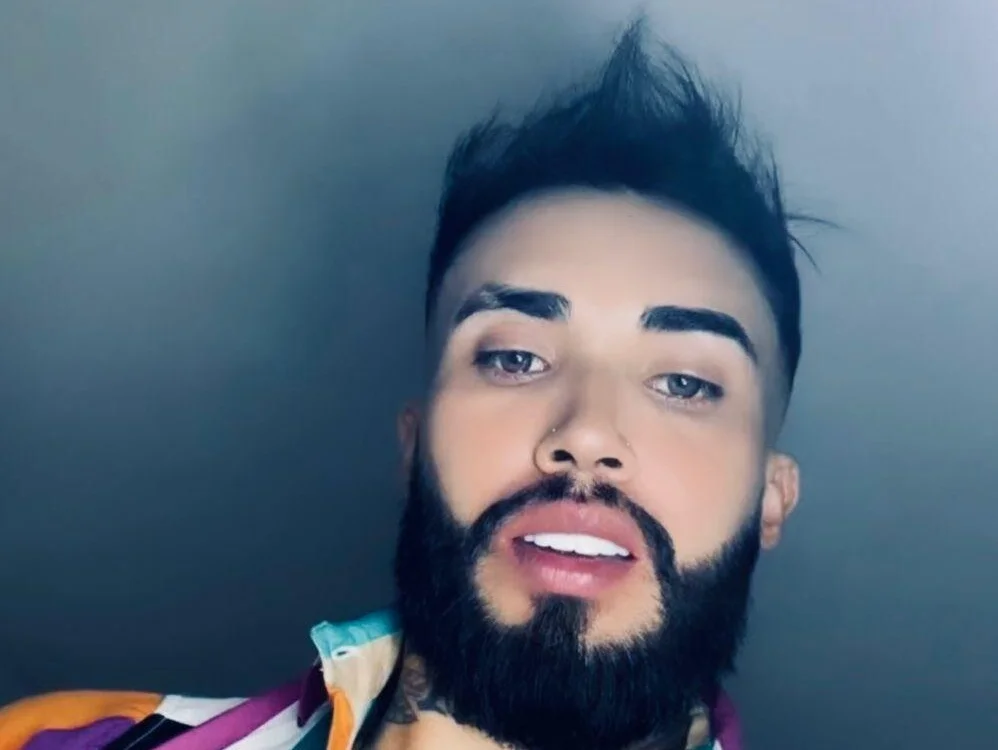 transgenderboy's Offline XXX Chat