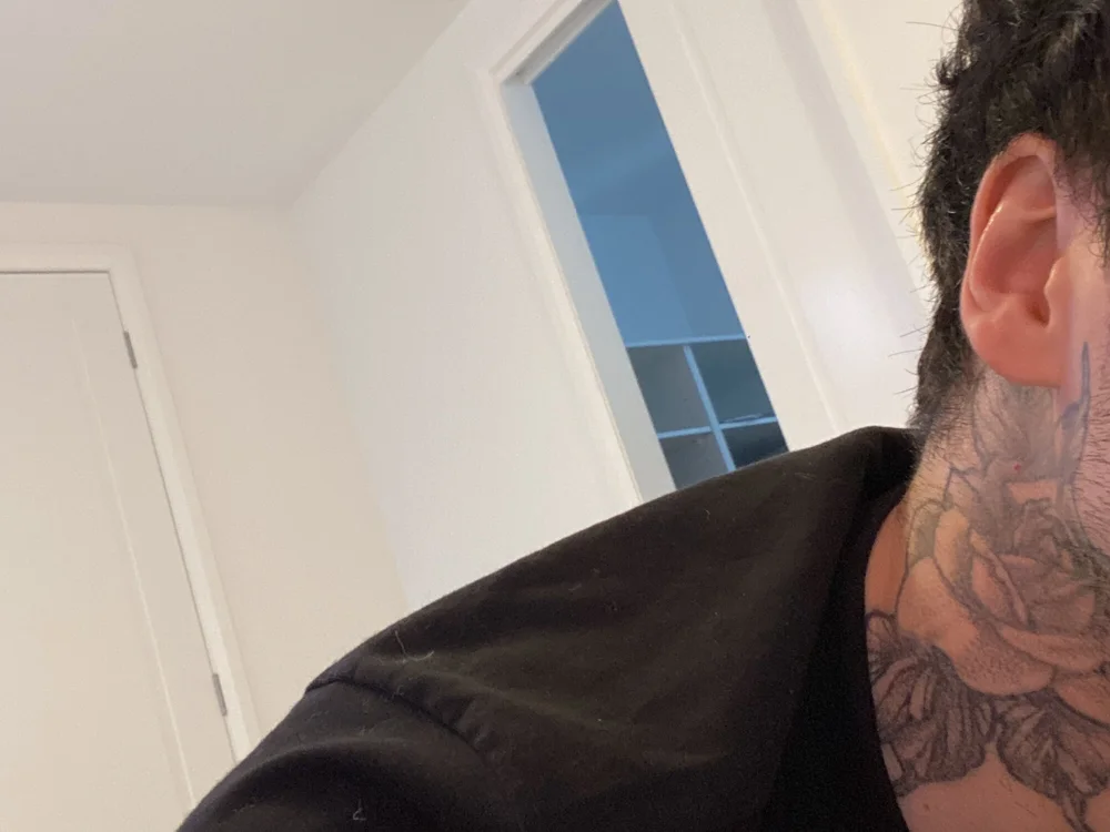 Offline XXX chat modela Troy_Jay