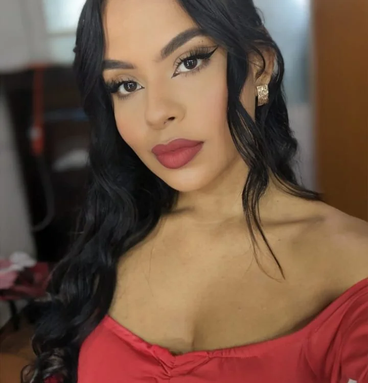 Jennifer_Chaar's Offline Chat Room