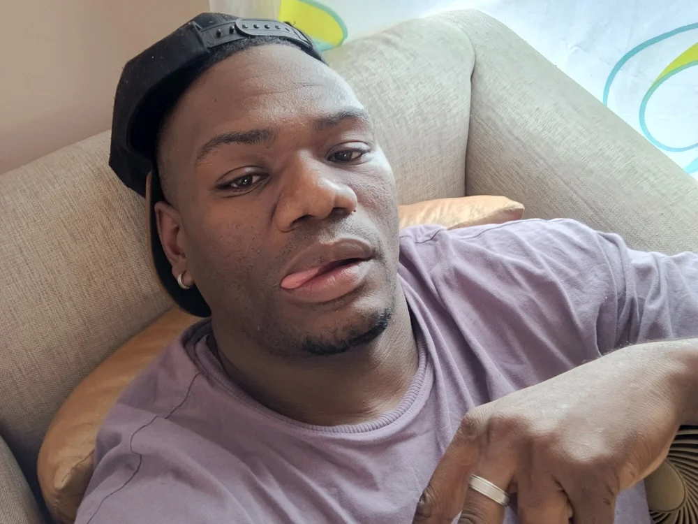 Eldanny091 Offline XXX Chat