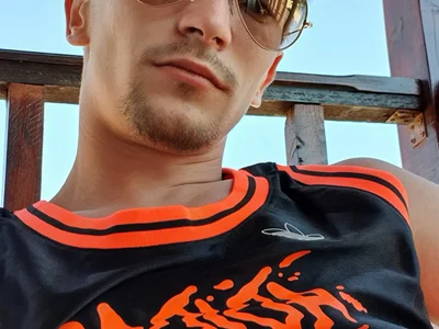 matrix2eck22 profile