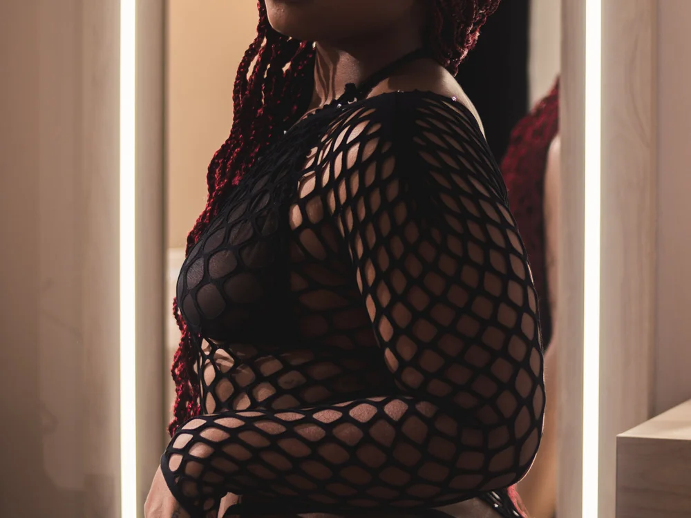 celeste_black_ offline chatrum