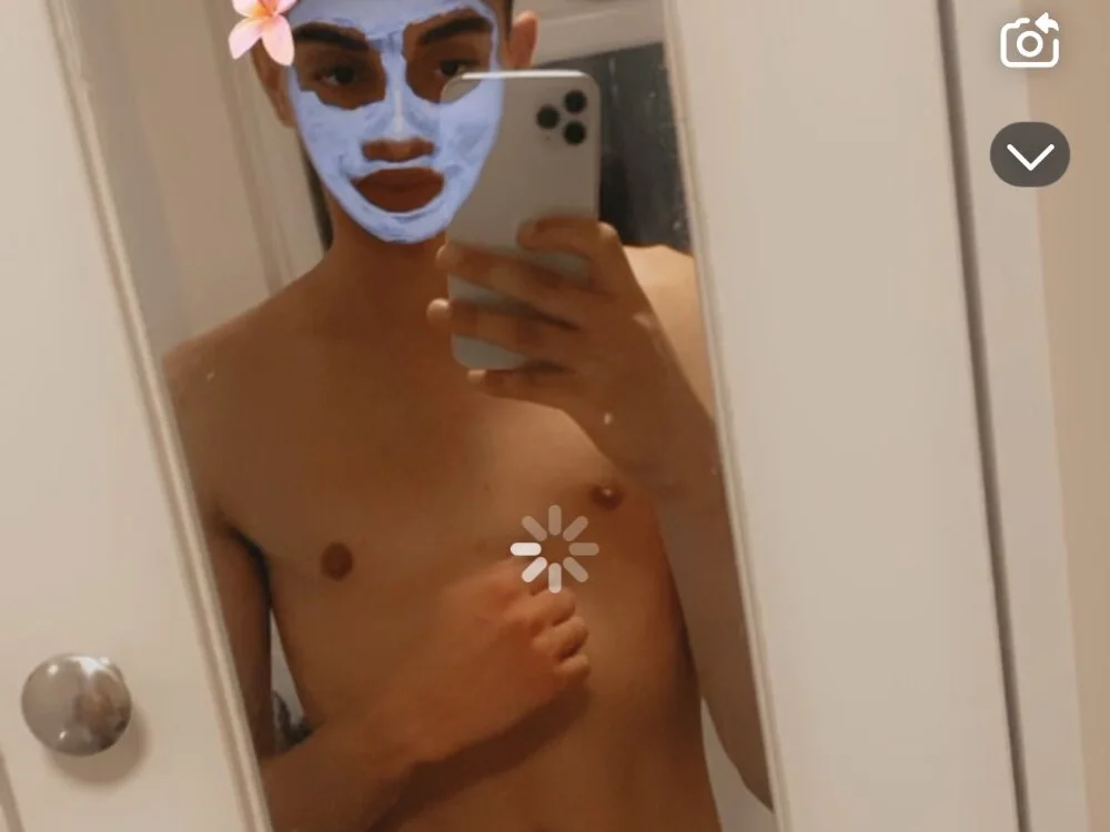 leonedwardsxx Offline XXX Chat