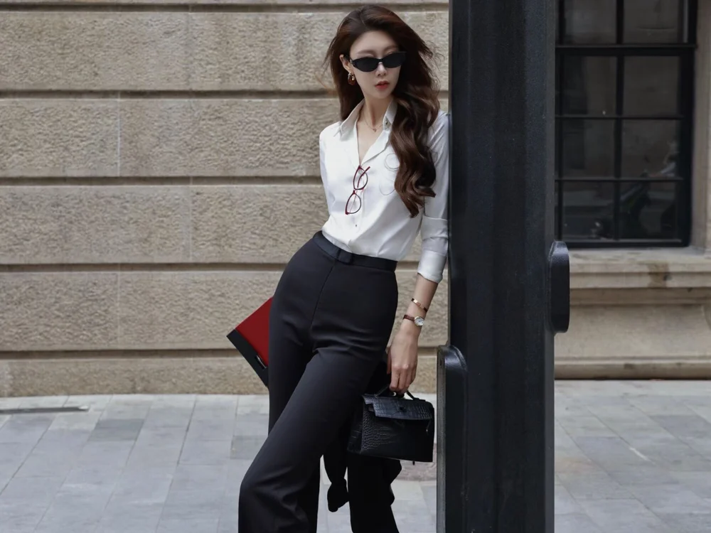 aurora2828 离线XXX聊天